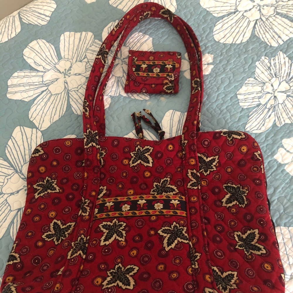Vera Bradley Tote & Wallet - Red Coin Pattern